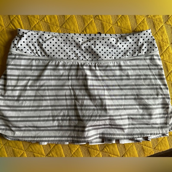 LULU LEMON skirt NEW - Picture 6 of 8